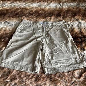 Men's Old Navy Tan Shorts